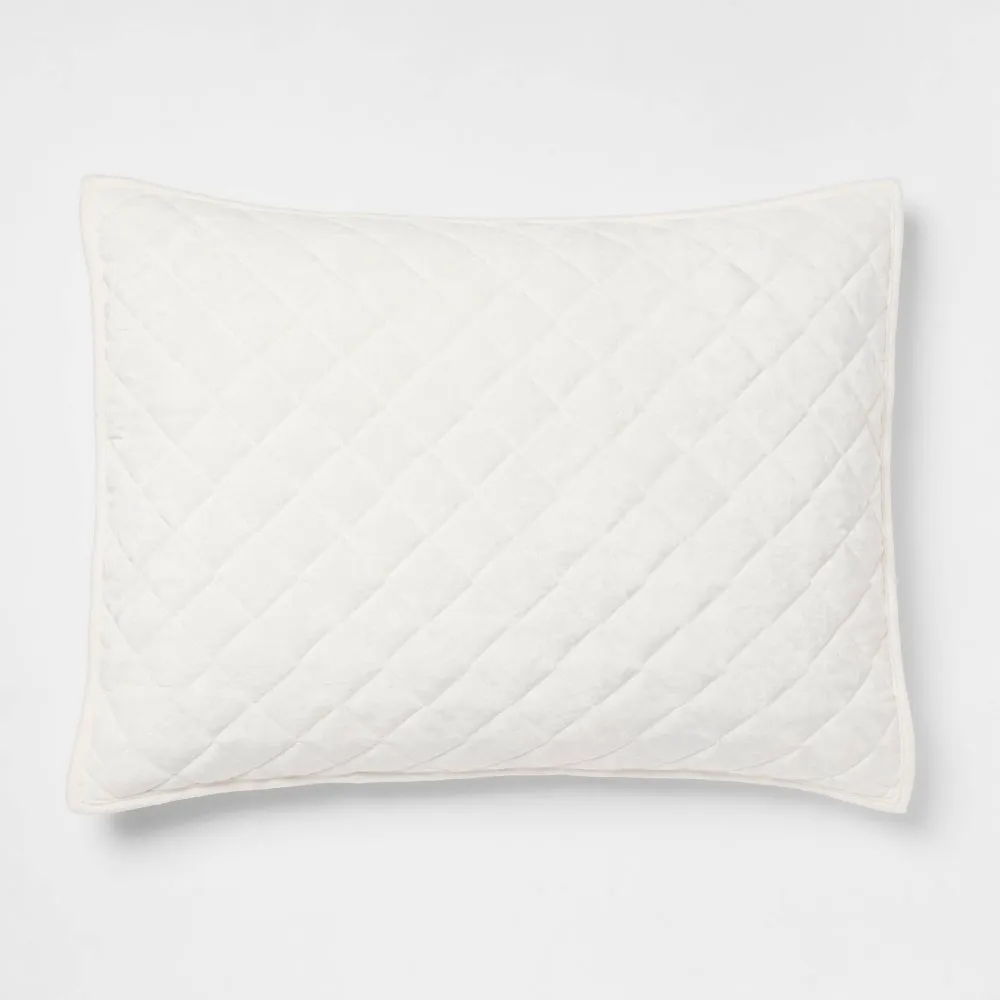 Full/queen Luxe Diamond Stitch Velvet Quilt Ivory - Threshold