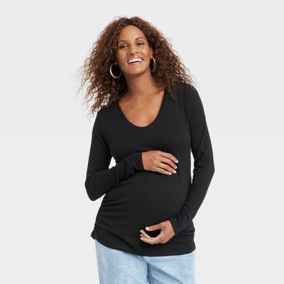 Long Sleeve Scoop Neck Maternity T-Shirt