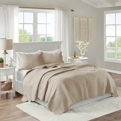 Madison Park 3pc Full/Queen Genoa Reversible Scalloped Edge Quilt Set Khaki