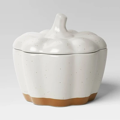 840ml Pumpkin Stoneware Serving Bowl with Lid cream - Threshold