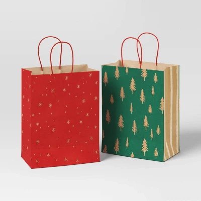 2ct Forest/Snowflake Cub Christmas Gift Bag Red/Green - Wondershop