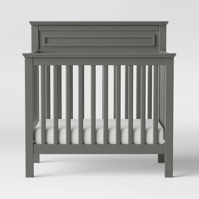 DaVinci Autumn 4-in-1 Convertible Mini Crib