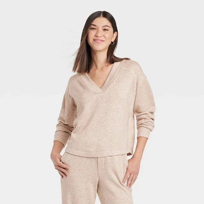 Women Leiure Studio Knit Sweathirt