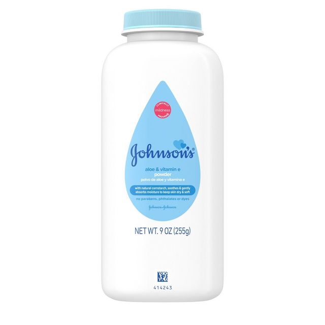 Johnsons Naturally Derived Cornstarch Baby Powder, Aloe & Vitamin E, Hypoallergenic - 9oz