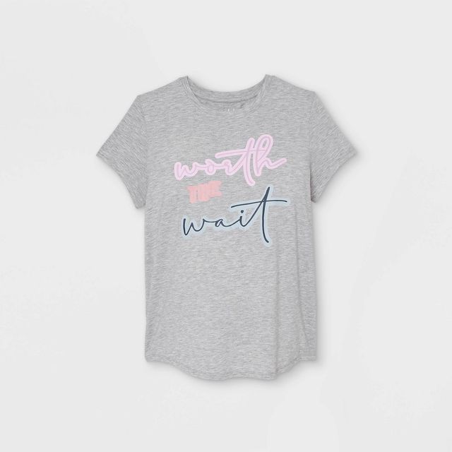 Worth the Wait Short Sleeve Graphic Maternity T-Shirt