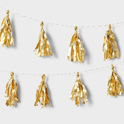 Metallic Gold Tassel Garland - Spritz