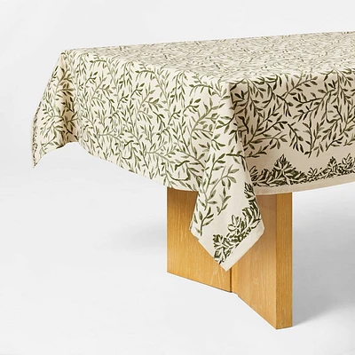 Green Leaf Tablecloth