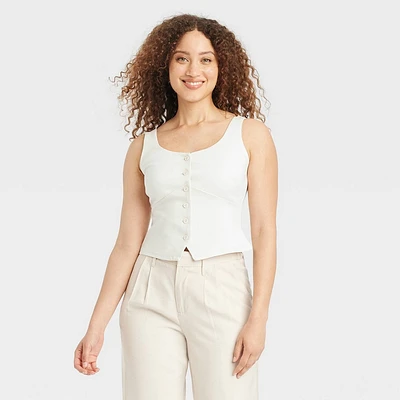 Women Button-Front Tank Vet