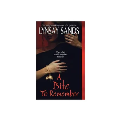 A Bite to Remember - (Argeneau Vampire) by Lynsay Sands (Paperback)