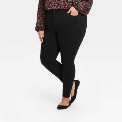 Womens Plus Size Mid-Rise Skinny Jeans