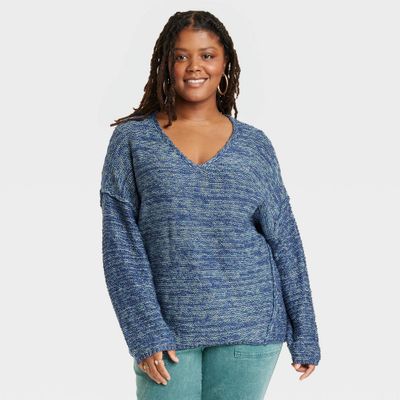 Womens Plus Size V-Neck Pullover Sweater