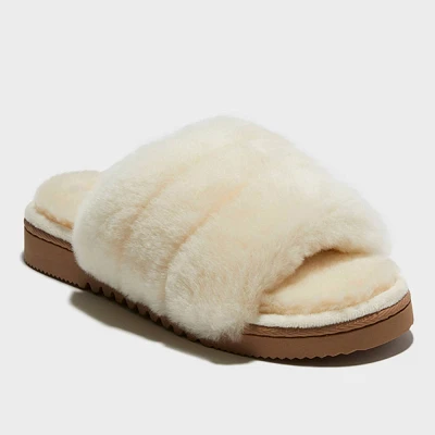 dluxe by dearfoam Women Shearling One Band Slide Slipper