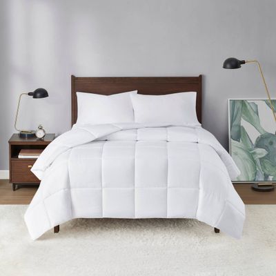 Full/Queen 300 Thread Count Energy Recovery Oversized Down Alternative Comforter White