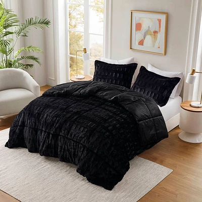 Madison Park Full/Queen Margot Solid Faux Fur Comforter Mini Set Black