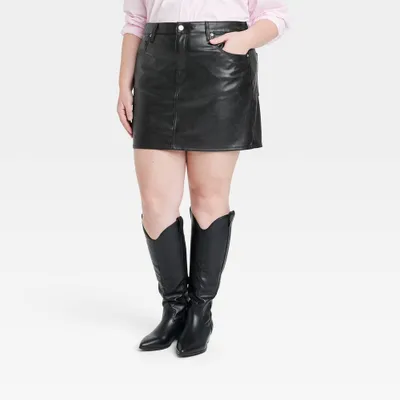 Womens High-Rise Faux Leather Mini Skirt