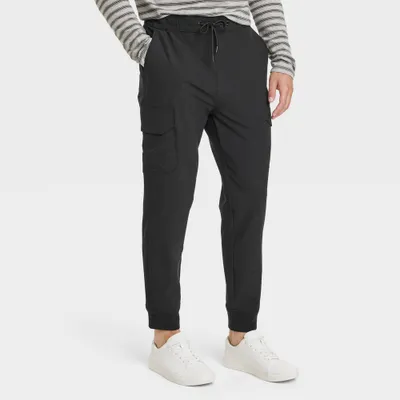 Men Tech Cargo Jogger Pant