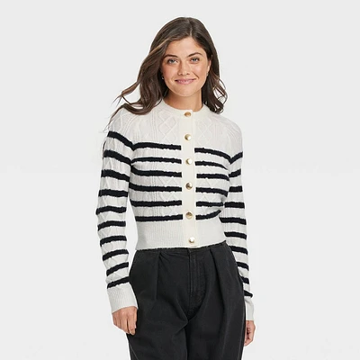 Women Cahmere-Like Cable Stitch Cardigan