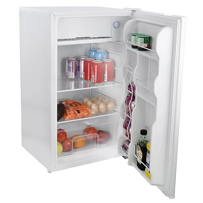 MegaChef 3.2 cu ft Portable Refrigerator White