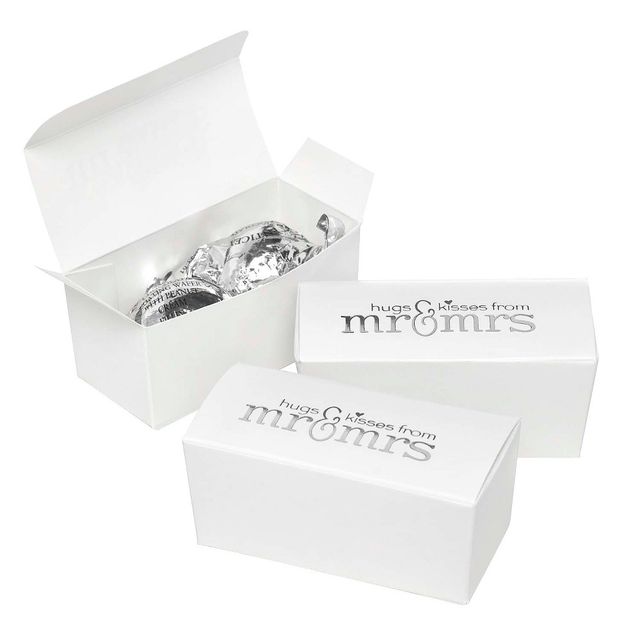 25ct Mr. & Mrs. Wedding White Truffle Favor Box: Hortense B. Hewitt Gift Boxes, Solid Pattern, Love & Romance Theme