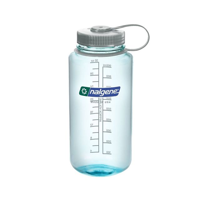 Blogilates 64oz Half Gallon Plastic Water Bottle - Blue Ombre in 2023