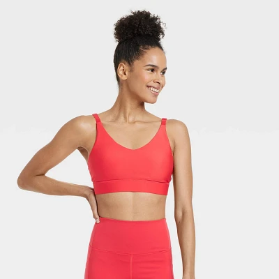 Womens Effortless Support Medium Support Sports Bra