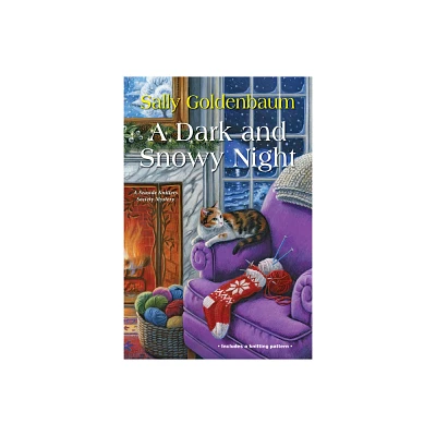 A Dark and Snowy Night - (Seaside Knitters Society) by Sally Goldenbaum (Paperback)