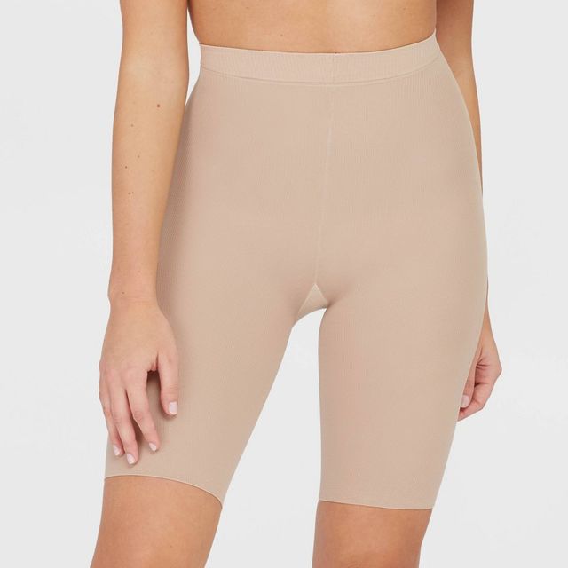 ASSETS by SPANX Women Mid-Thigh Shaper