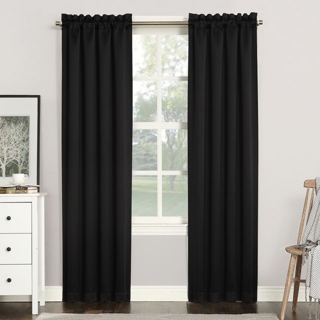 40x84 Sun Zero Blackout Kenneth Energy Saving Rod Pocket Curtain Panel Black: Noise Reduction, Energy Efficient