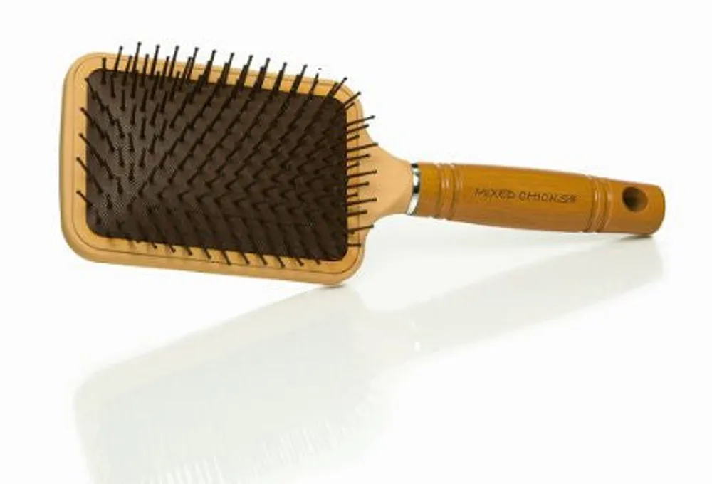 Mixed Chicks Paddle Brush