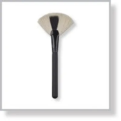 30336; Kabuki Fan Brush