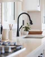 Wylie White / Vase - Everlasting Candle Co