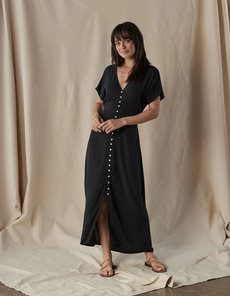 Aria Crepe Button Thru Maxi Dress Black