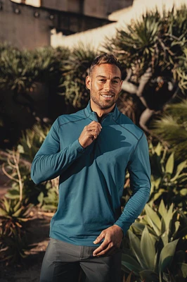 Seamed Performance Quarter Zip White