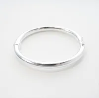 Marseille Silver Smooth Hinged Oval Bracelet