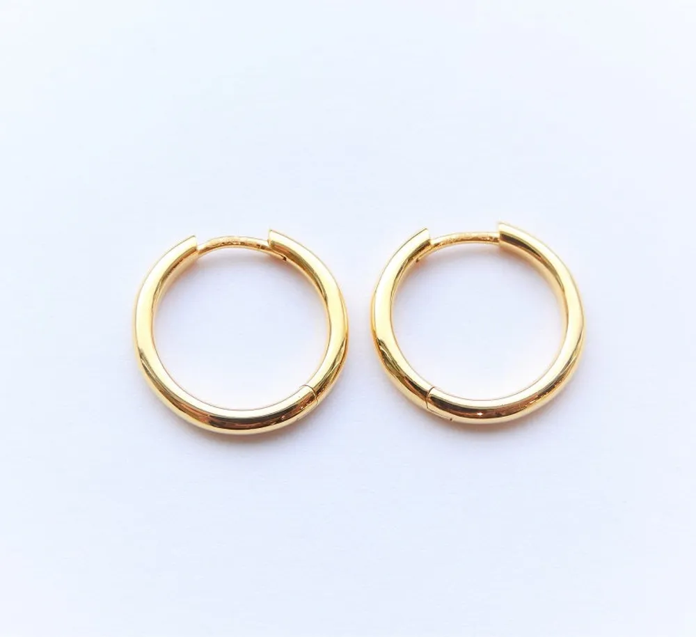 Kurshuni Gold Tube 18mm Huggie Hoops