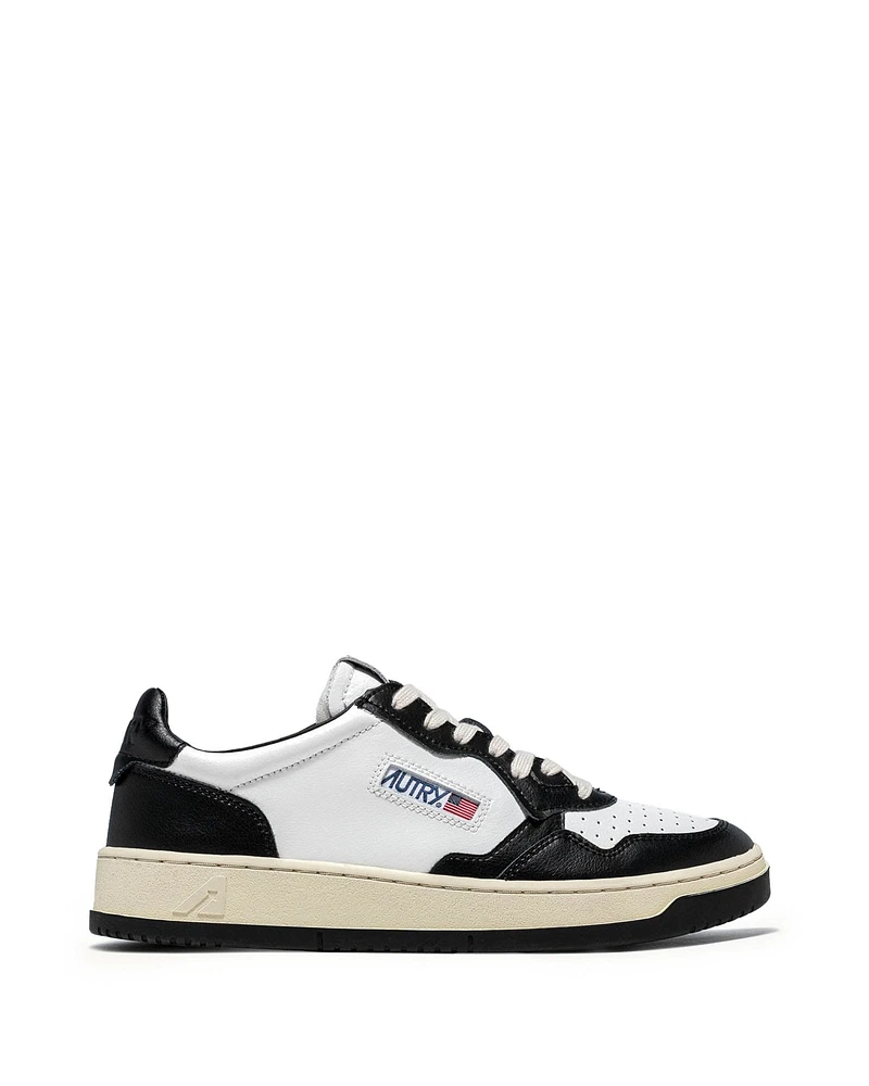 Medalist Low Sneakers