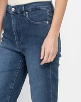 Le Sleek Straight Jeans