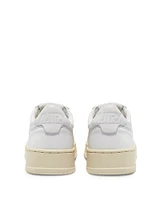 Medalist Low Sneakers