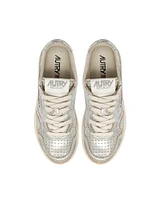 Medalist Low Sneakers