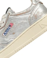 Medalist Low Sneakers