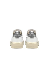 Medalist Low Sneakers