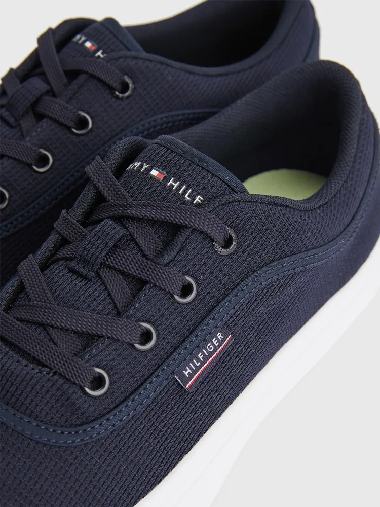 Tommy TENIS TOMMY HILFIGER CON TEXTURA GOFRADA DE | Paseo Interlomas Mall