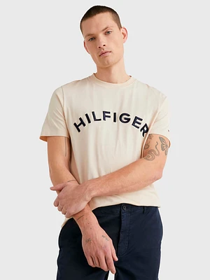 Playera con logo bordado de hombre Tommy Hilfiger