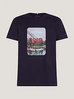 Playera con gráfico de hombre Tommy Hilfiger