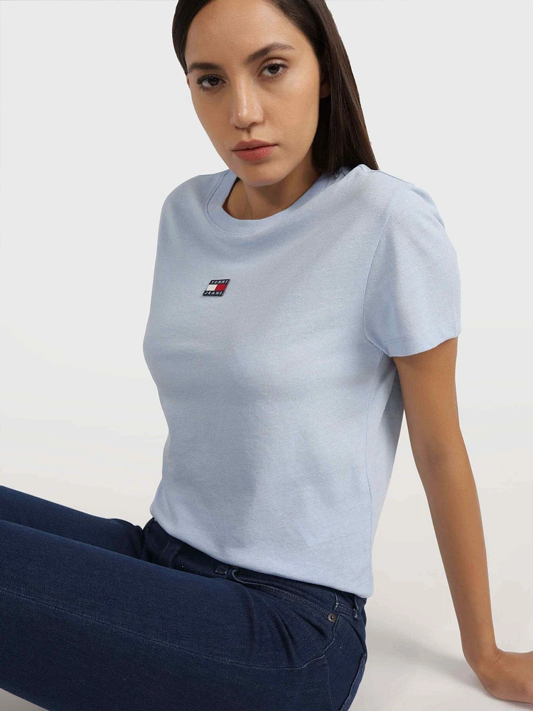 Playera de corte clásico con parche mujer