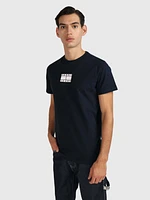 Playera con logo contrastante de hombre