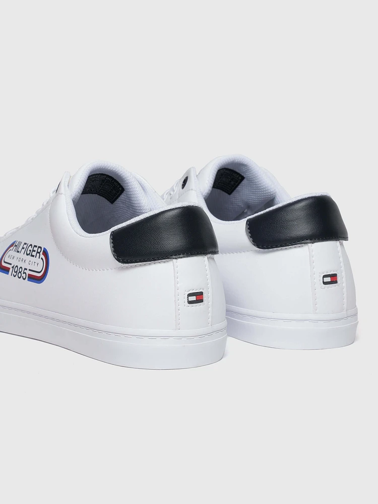 Tenis Tommy Hilfiger con logo lateral de hombre