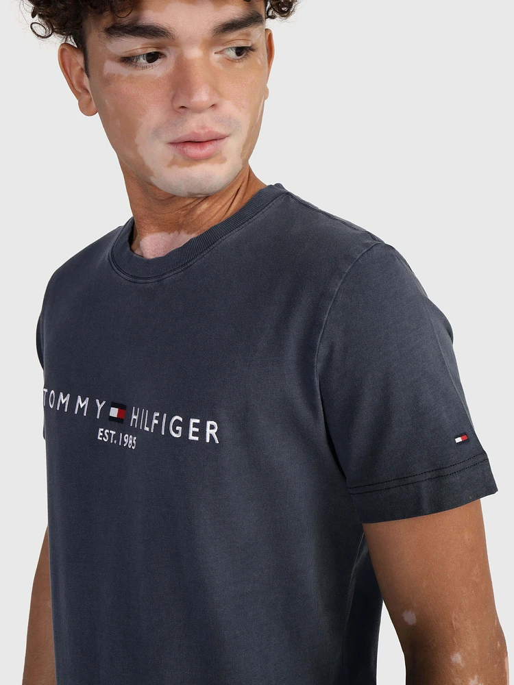 Playera Tommy Hilfiger con logo bordado de hombre