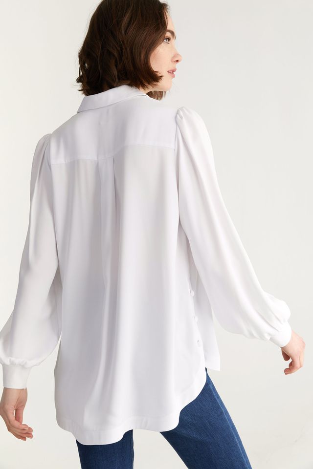 Loose Blouse With Puffy Sleeves