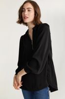 Loose Blouse With Puffy Sleeves